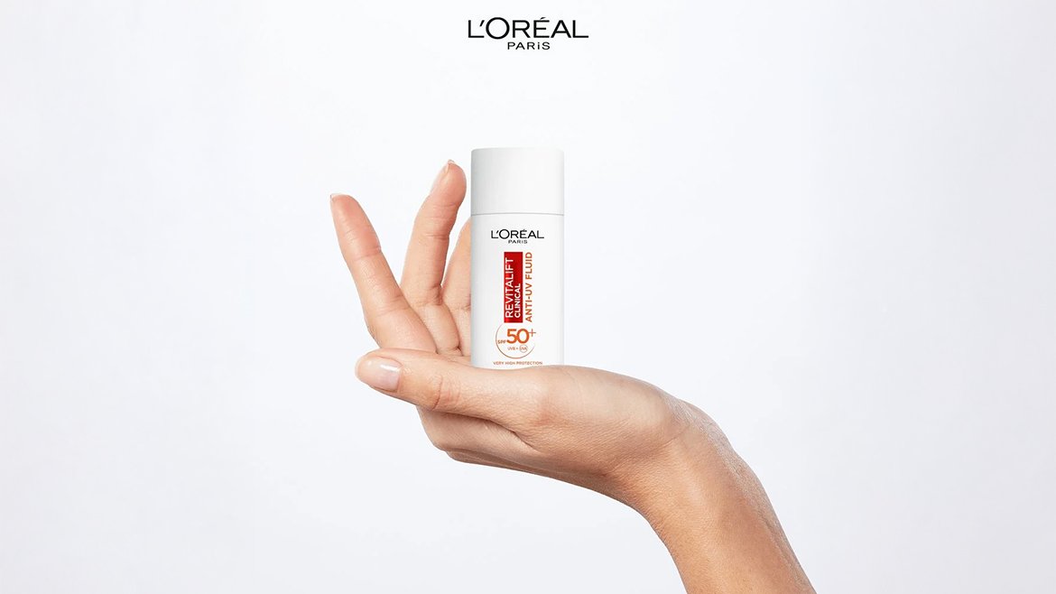 Krem z witaminą C SPF50+
