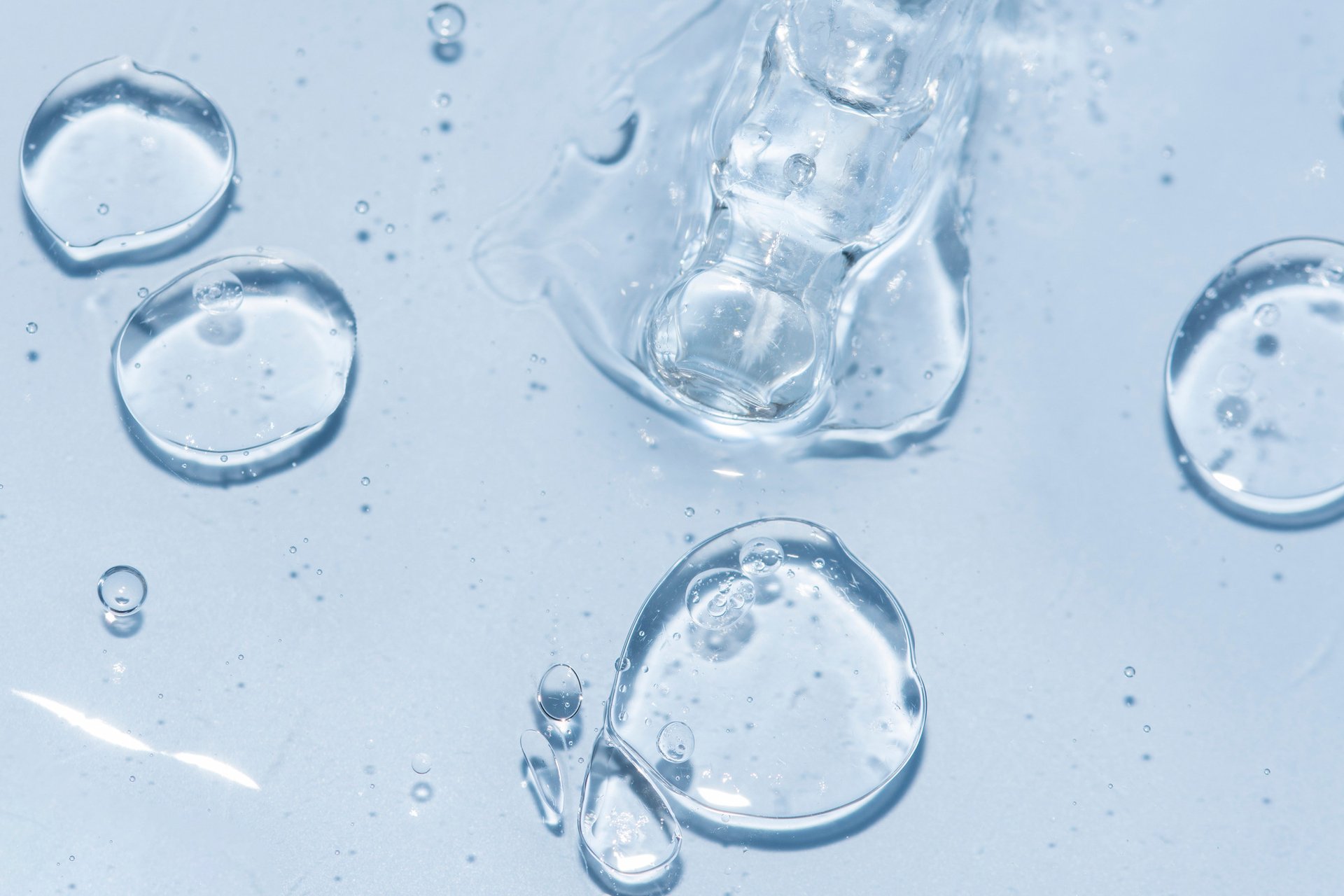 Kwas hialuronowy na włosy