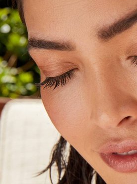 Why Some Sunscreens Cause Breakouts CMS Bmag