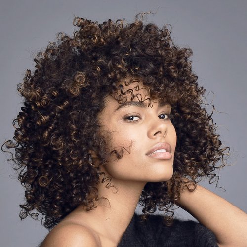 tina-kunakey-elseve-magiczna-moc-olejkow_piel??gnacja_w??os??w