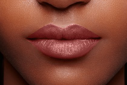 Oap Makeup Color Lipstick Color Riche Satin Shade 107 Dark Skintone Close Up Min