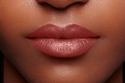 Oap Makeup Color Lipstick Color Riche Satin Shade 226 Dark Skintone Close Up Min