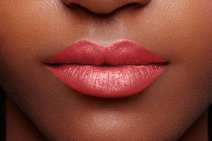 Rsz Oap Makeup Color Lipstick Color Riche Satin Shade 230 Dark Skintone Close Up