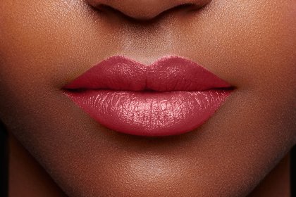Rsz Oap Makeup Color Lipstick Color Riche Satin Shade 378 Dark Skintone Close Up